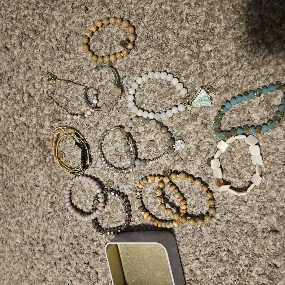 Kinsley Armelle Bracelets Set